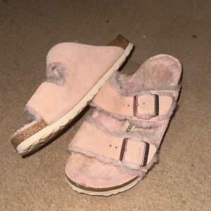 Fluffy pink Birkenstocks size 6